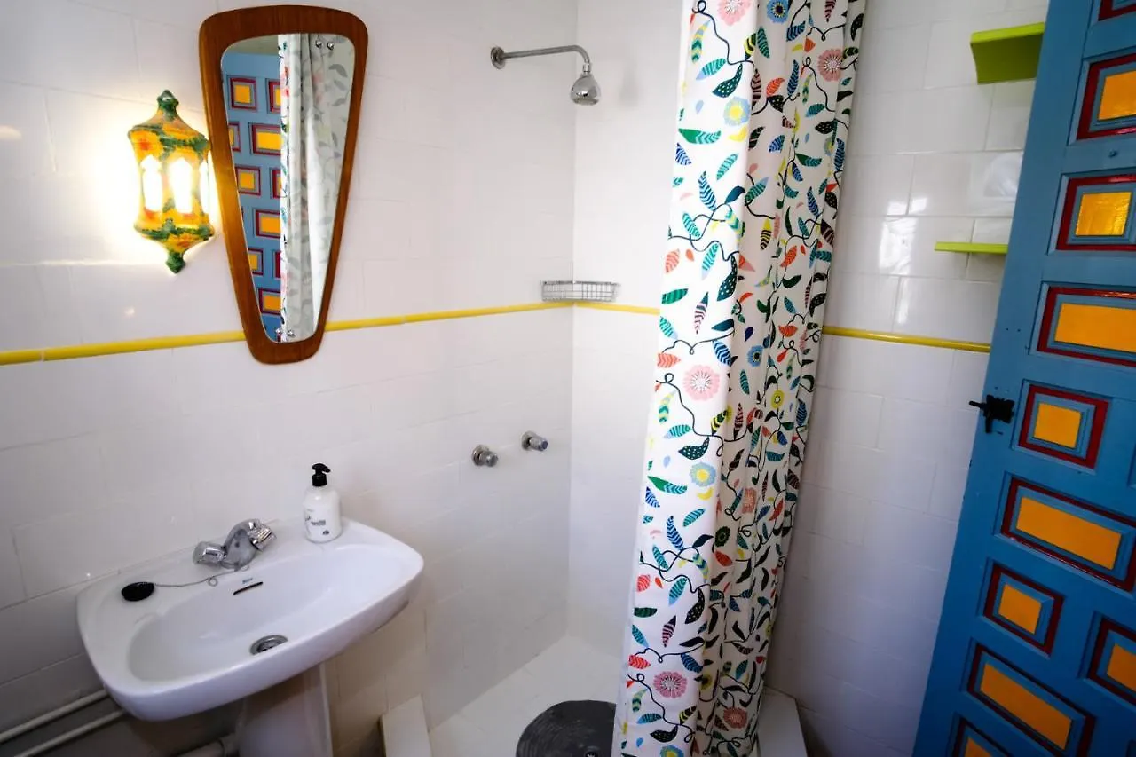 아파트 The Studio, A Colourful, Small And Unique One Bedroom Studio In 코마레스