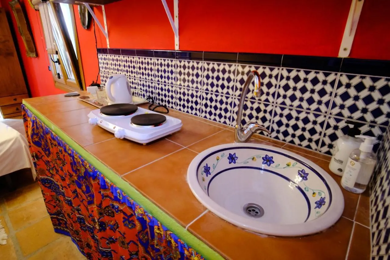The Studio, A Colourful, Small And Unique One Bedroom Studio In 코마레스 스페인