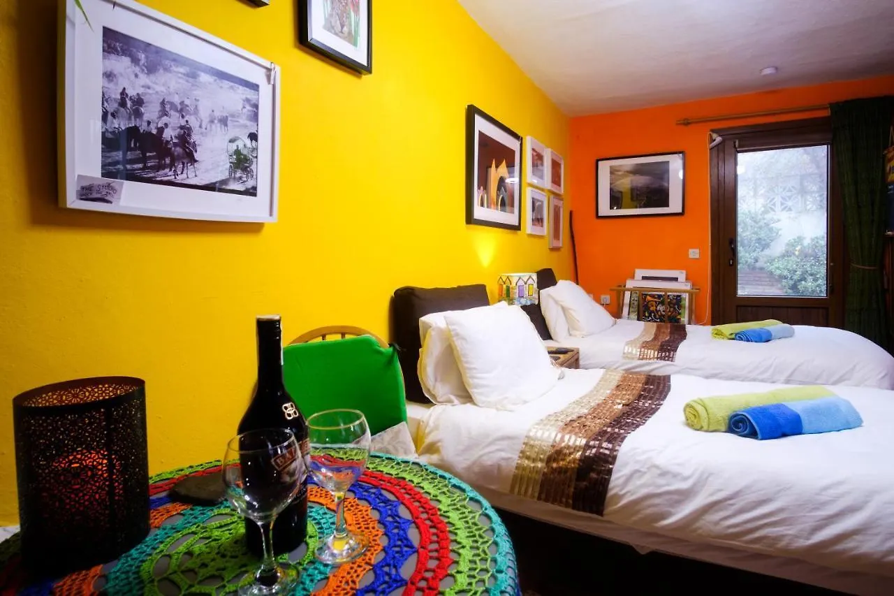 The Studio, A Colourful, Small And Unique One Bedroom Studio In 코마레스 아파트